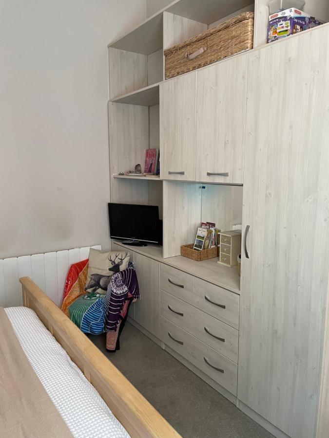 Morning Sun Apartment Glastonbury Bagian luar foto